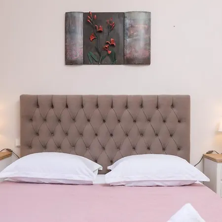 Renos House By Corfu Escapes Feriehus Vragkaniotika